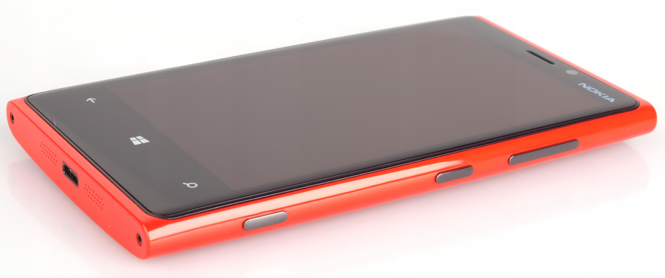  NOKIA LUMIA 920-не використовується. ВИС. ПЛ. код 920