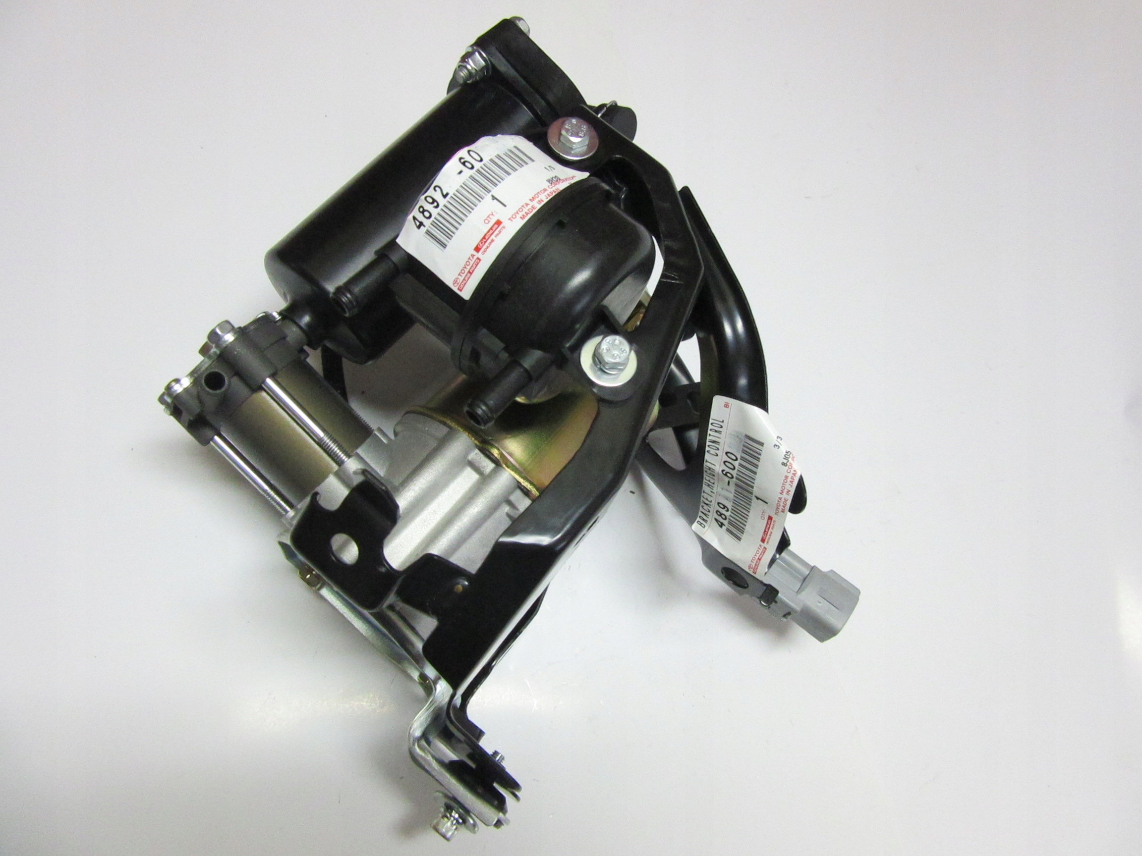 KOMPRESOR ZAWIESZENIA TOYOTA Numer katalogowy części 49910-60020