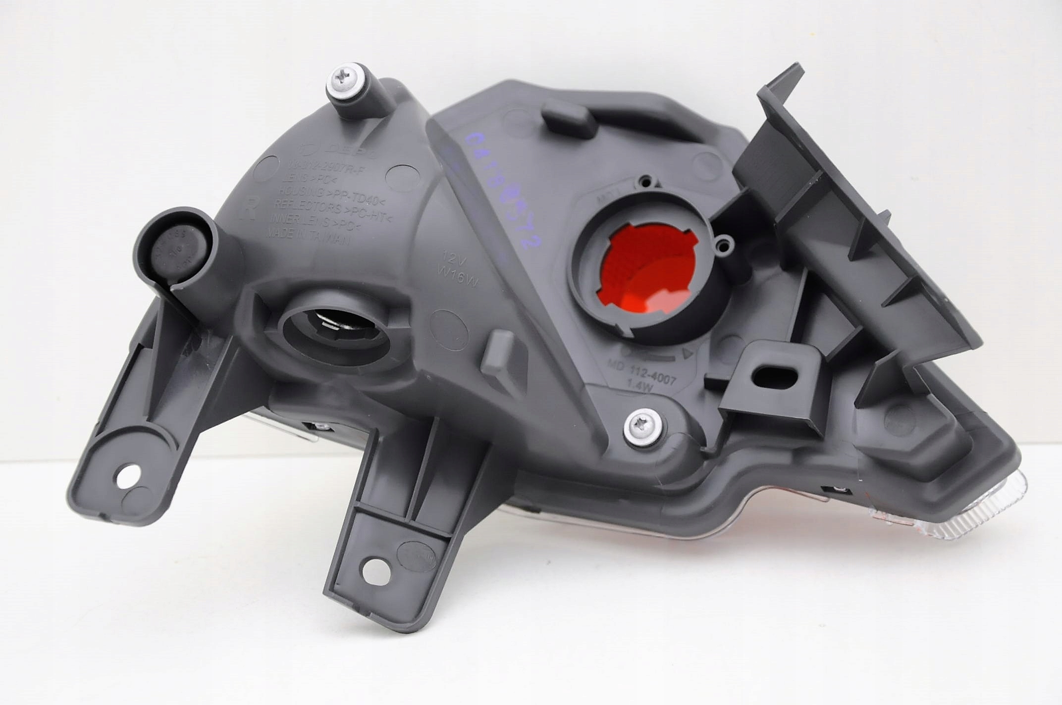 TOYOTA RAV4 OD 2016 PRZECIWMGIELNA PRAWA NOWA Part manufacturer Depo