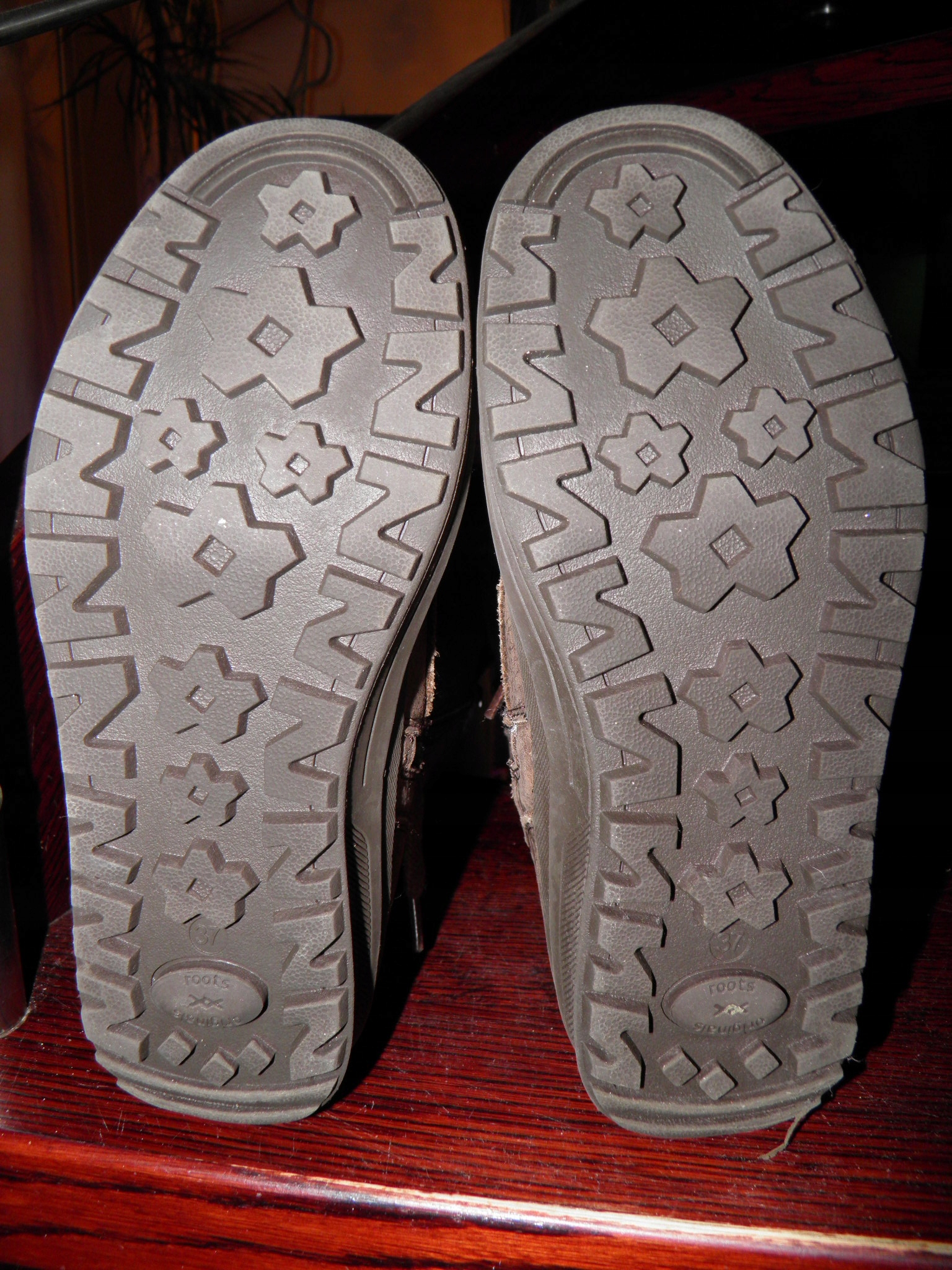 ROOTS EXTRA BUTY ŚNIEGOWCE R 37 Wzór dominujący bez wzoru