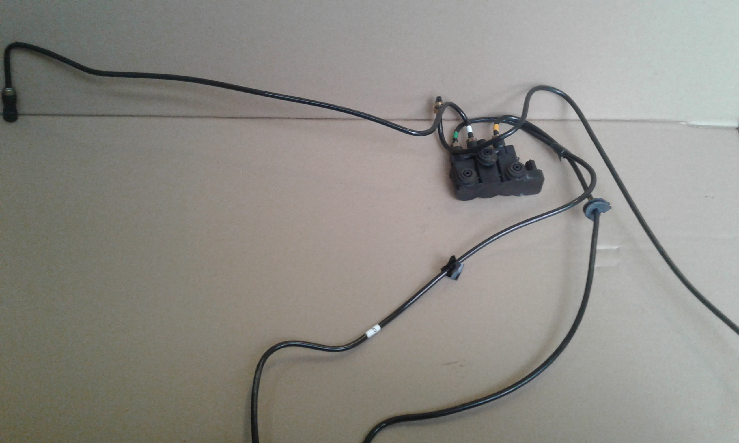 Клапан підвіски RANGE Rover CPLA5B710AC * K17