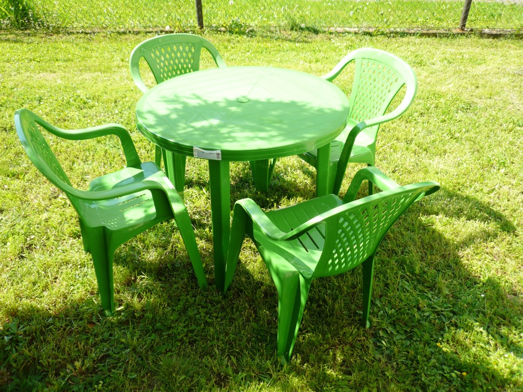 MOCNY! PLASTIKOWY ZESTAW 4+1 KRZESŁA STÓŁ OGRODOWY Linia brak