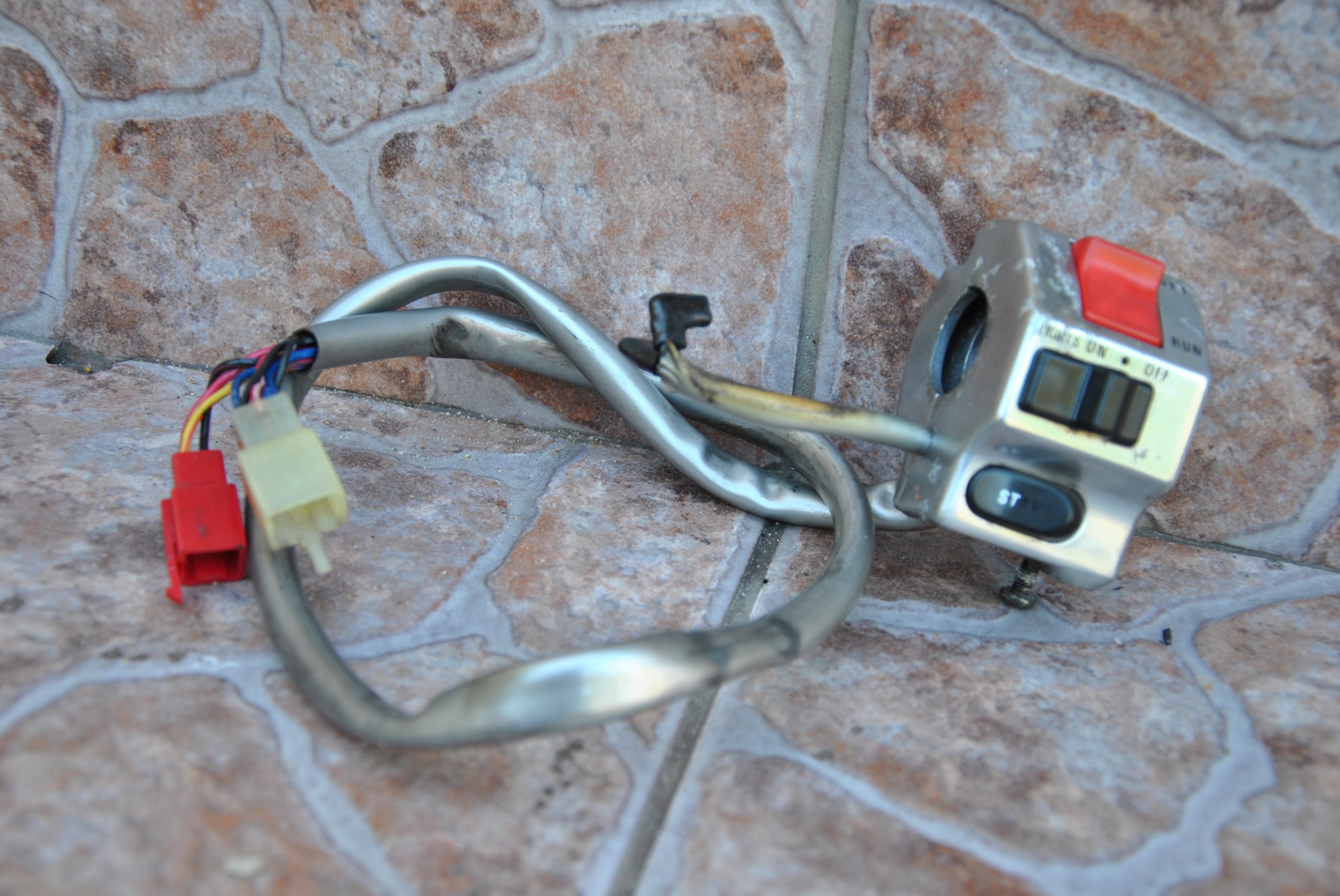 1000524 - Правый переключатель Kawasaki VN 1500 94r