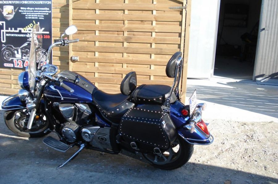 RELING NA TYLNY BŁOTNIK MIDNIGHT STAR 1300 V STAR Dopasowanie do pojazdu produkt dedykowany