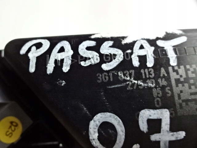 ручка двери внутренняя левая vw PASSAT B8