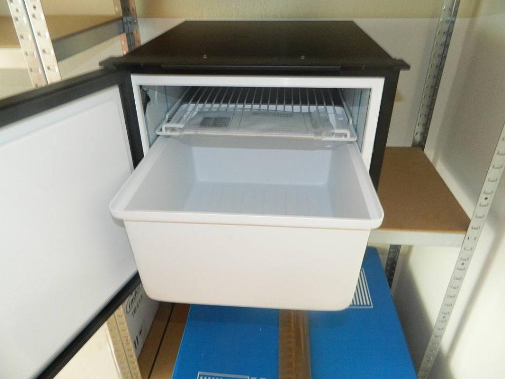 ХОЛОДИЛЬНИК VOLVO FH АВТОМОБИЛЬНЫЙ НОВЫЙ ДЛЯ БАРДАЧКА