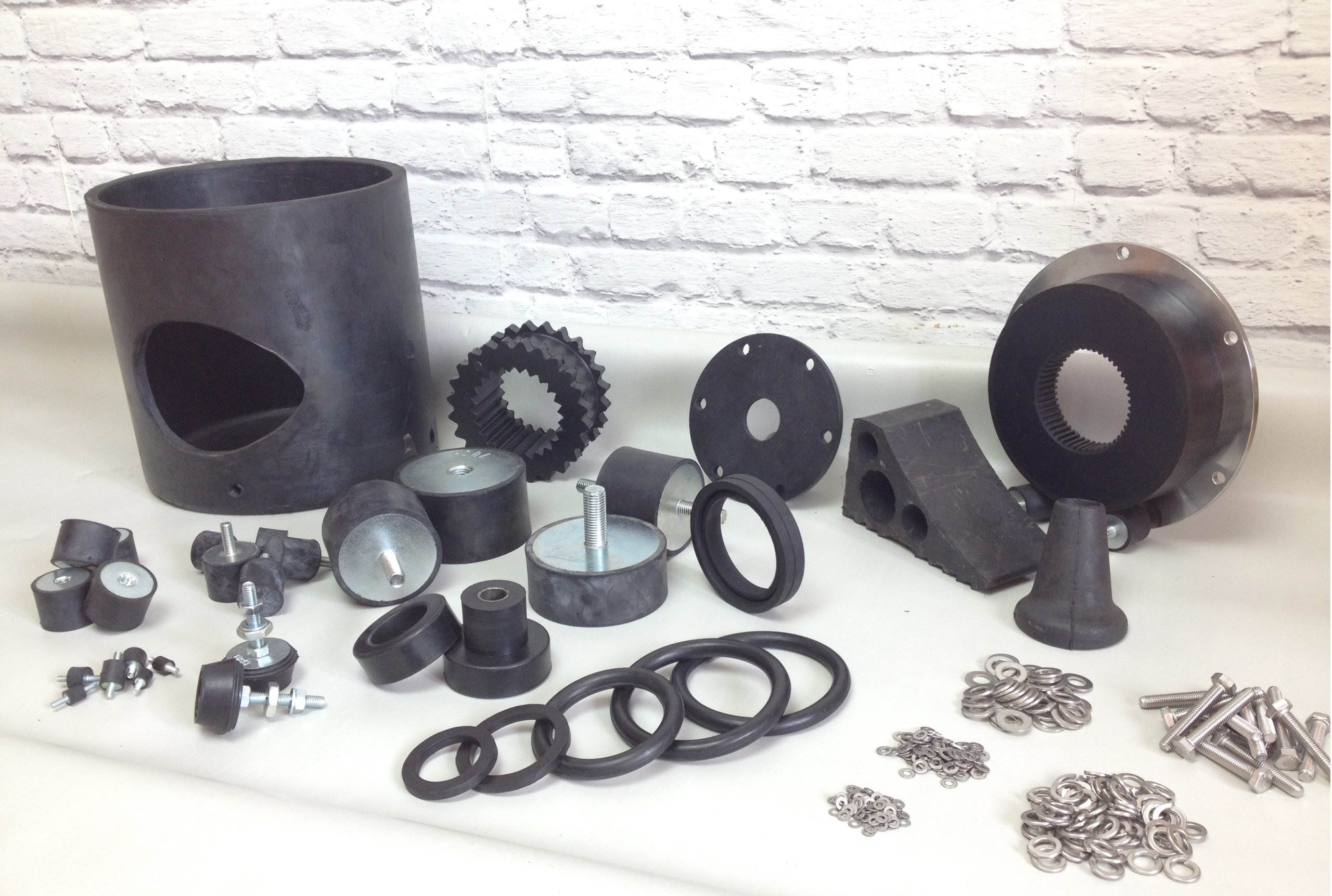 WIBROIZOLATOR B 100x75 M16 poduszka guma Amortyzator Wymiary 100x75 M16