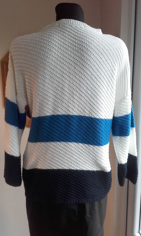 ZARA KNIT SWETER LUŹNY PASKI BIAŁY NIEBIESKI M 38 Wzór dominujący paski