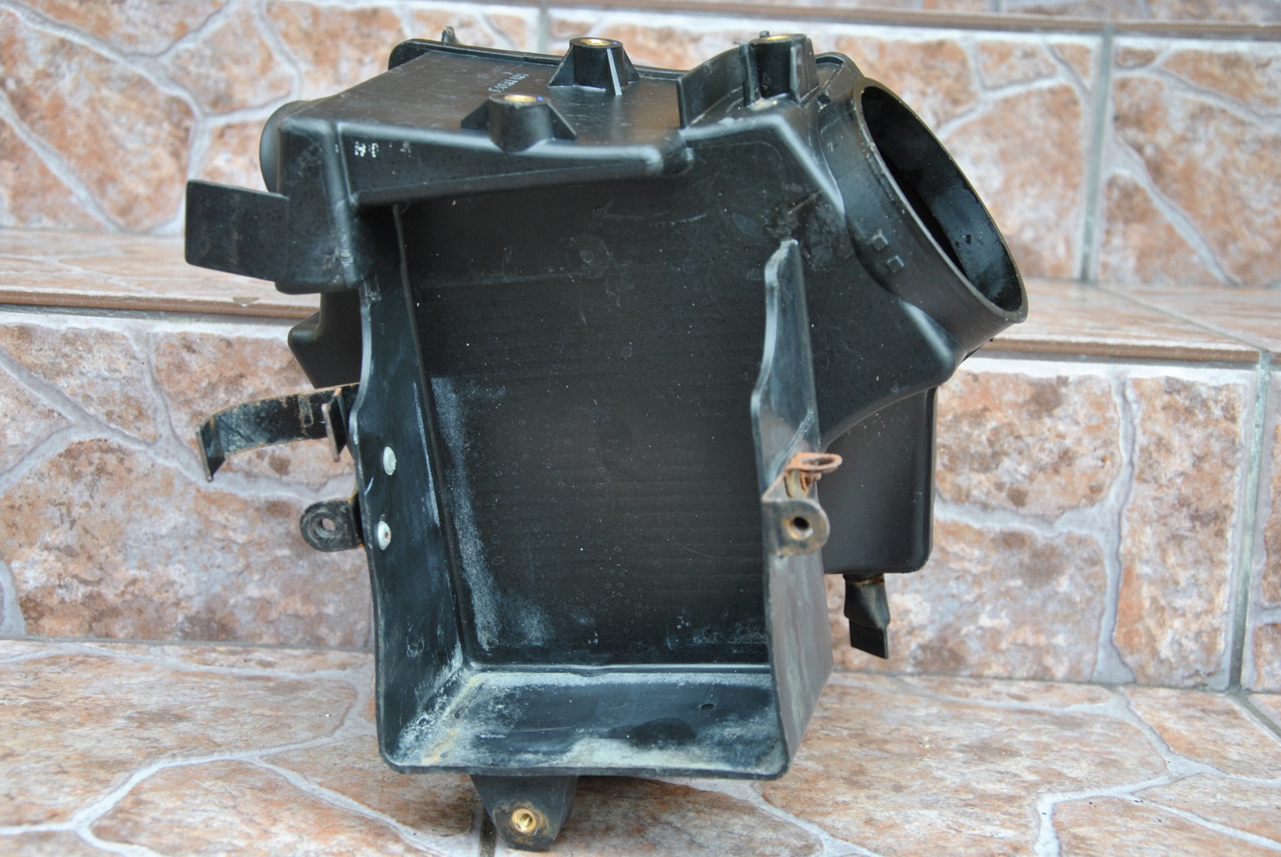 1000610 - Корпус фільтра Airbox Honda XRV 650 Africa Twin