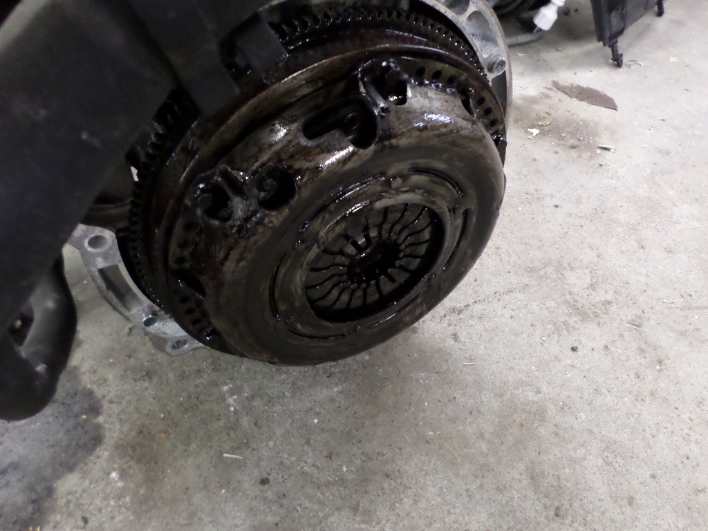 СЦЕПЛЕНИЕ ДВИГАТЕЛЯ FORD FIESTA MK7 1,6 BENZ. HXJB