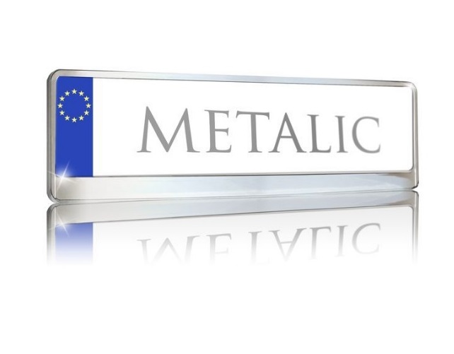 RAMKA RAMKI POD TABLICE METALIZOWANA CHROM EAN (GTIN) 7416355935851