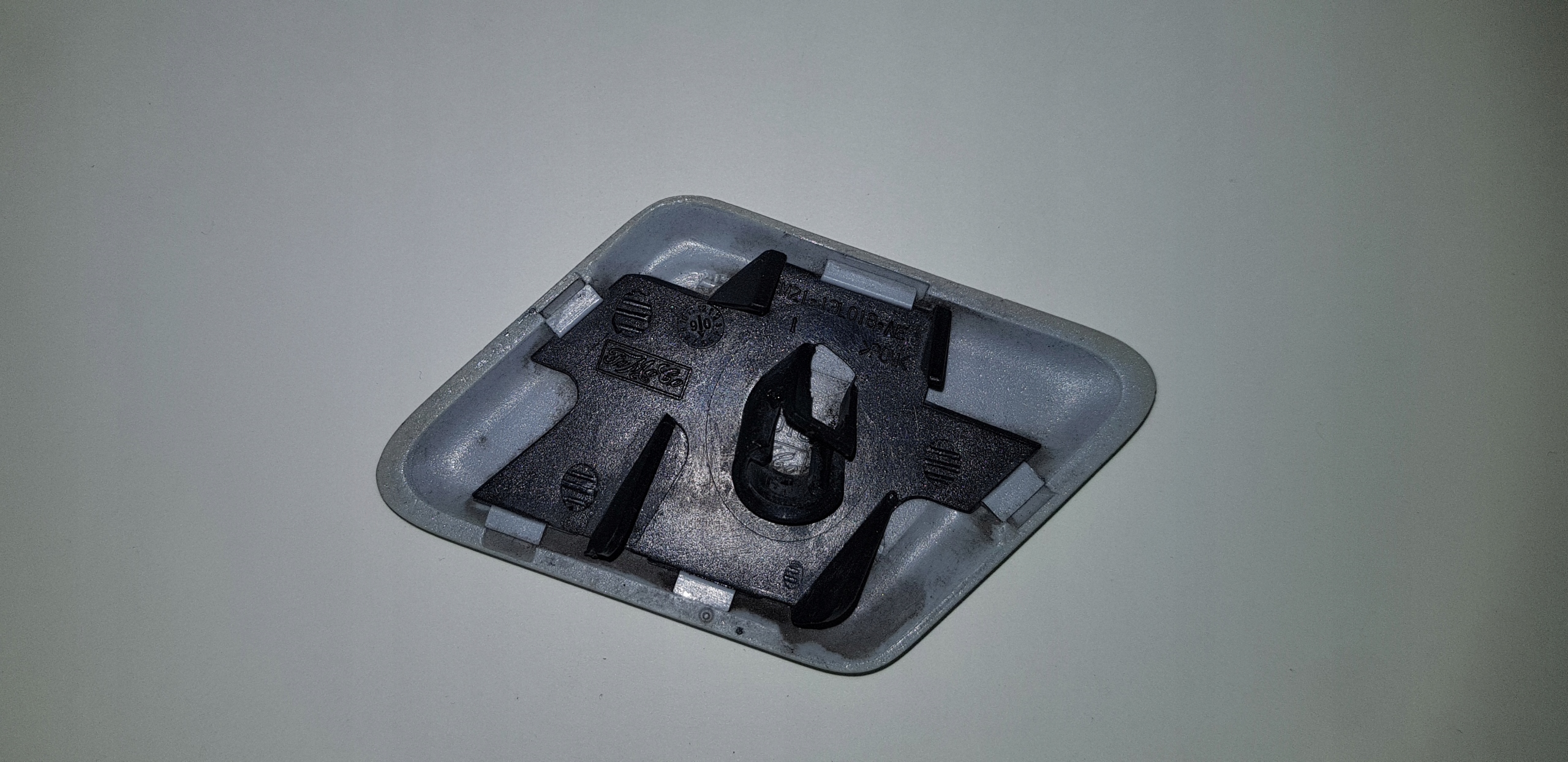 6M2113L019AE 6M21-13L018-AE - КРЫШКА ОМЫВАТЕЛЯ ЛАМПЫ FORD GALAXY SMAX ЦВЕТ