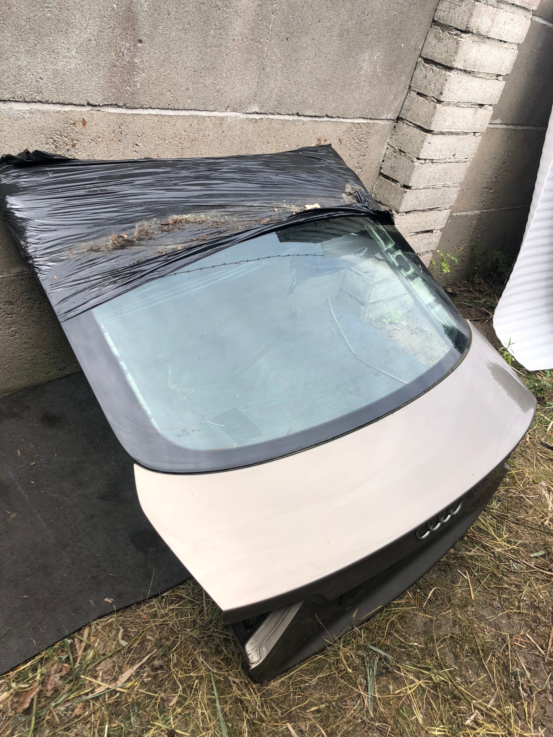 22 AUDI A5 SPORTBACK KLAPA BAGAŻNIKA Typ samochodu Samochody osobowe