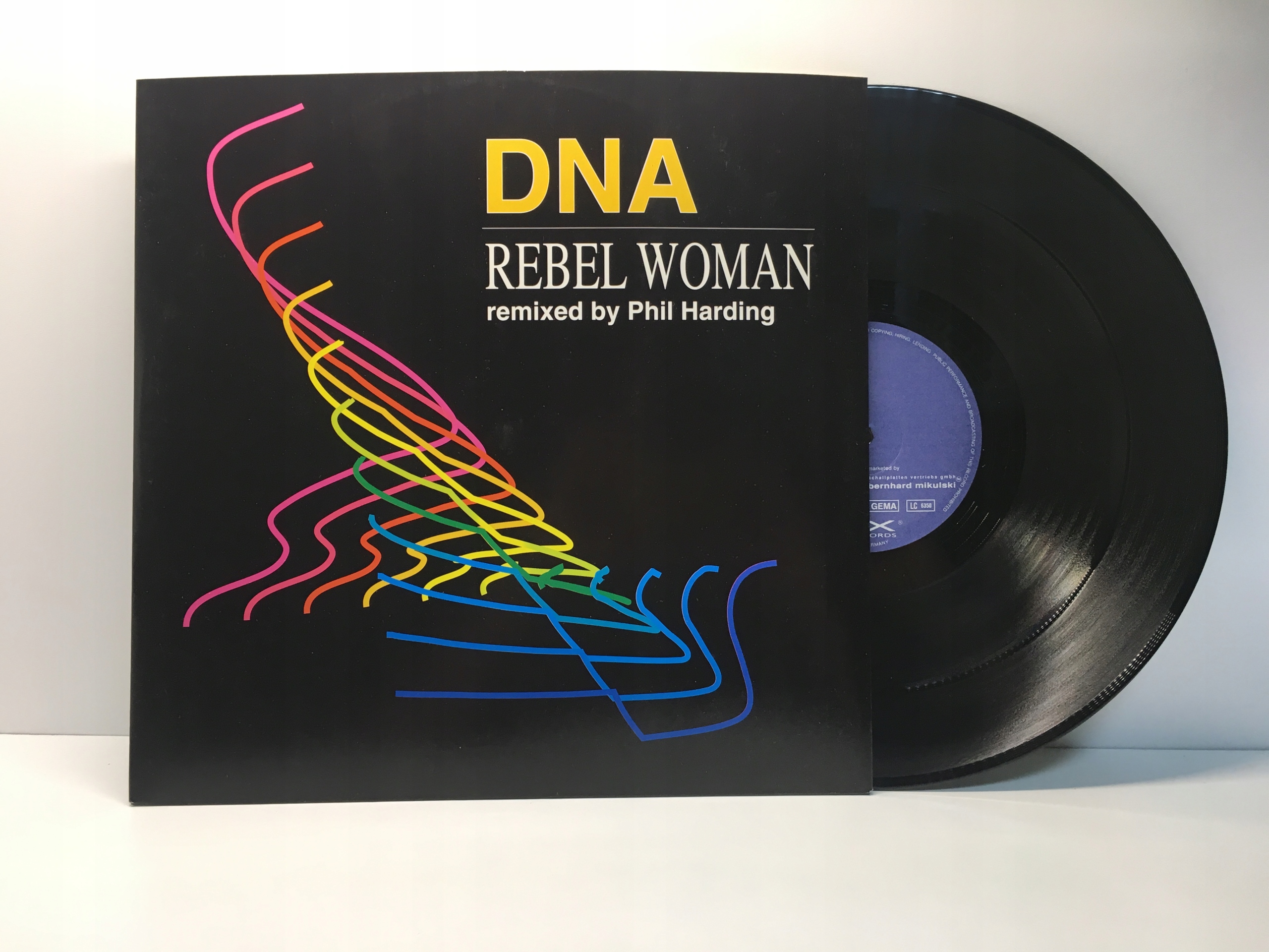 Maxi single. Kc Rebell DNA.