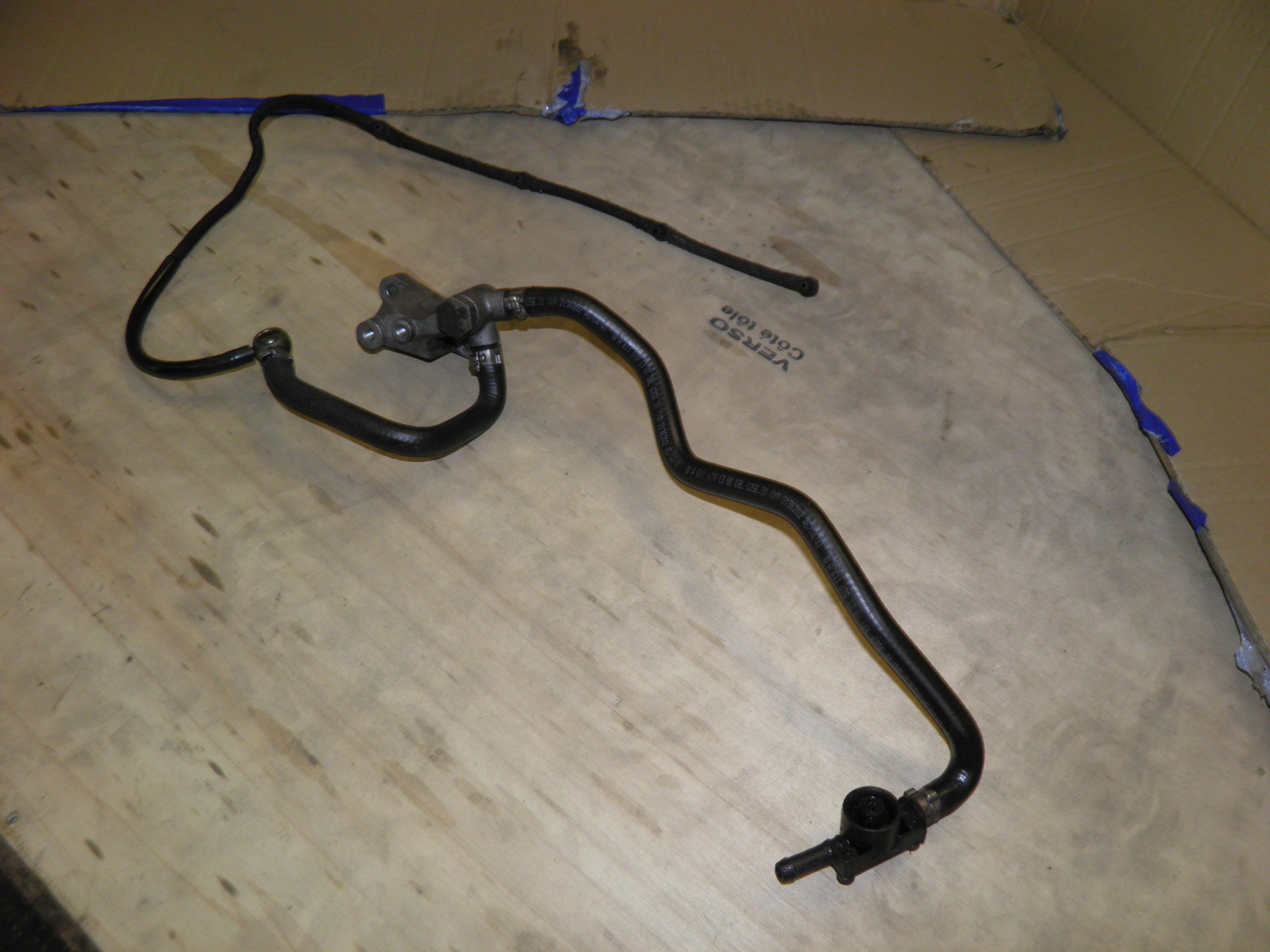 Спринтер A611 00-06 2.2 CDI переполнения клапан провода