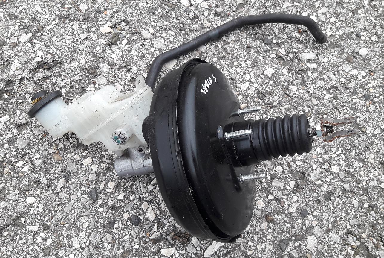 Toyota Verso s сервопривод главный тормозной цилиндр