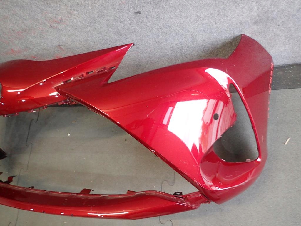 nárazník předek přední TOYOTA YARIS IV 17