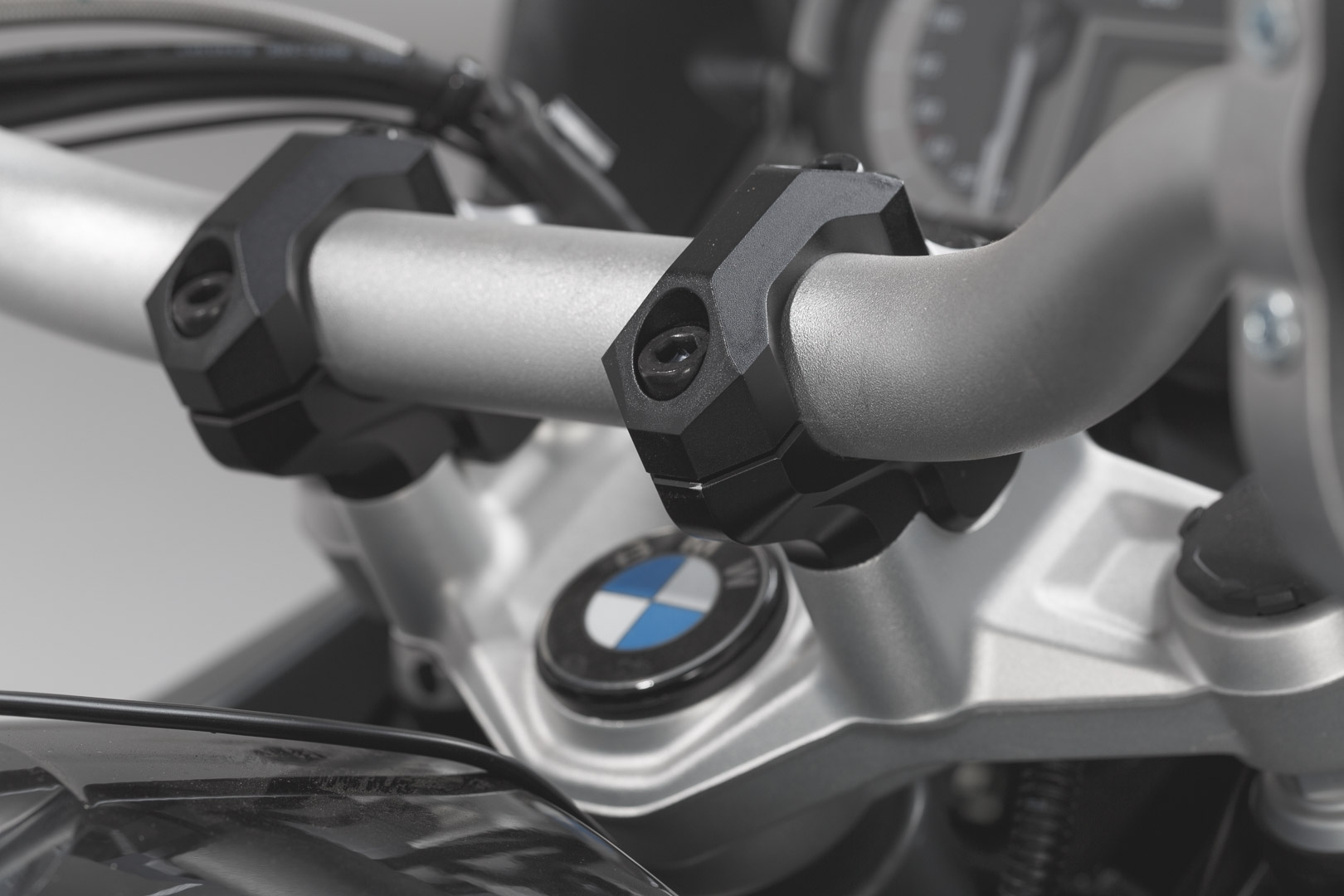 Рулевой демпфер БМВ r1200gs