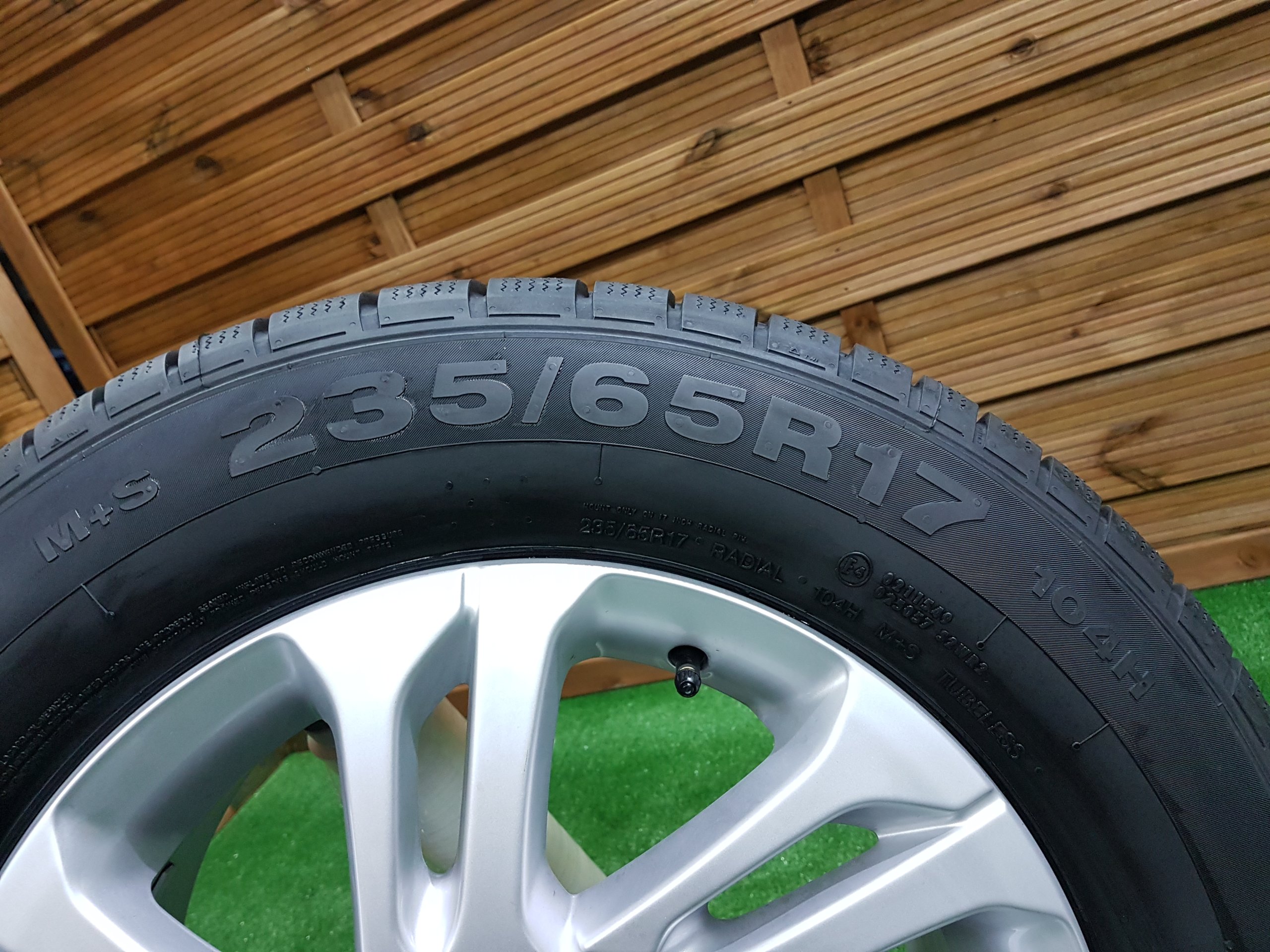 Koła alufelgi VOLVO 235/65R17 CONTINENTAL 4X4 NOWE Marka opon Continental