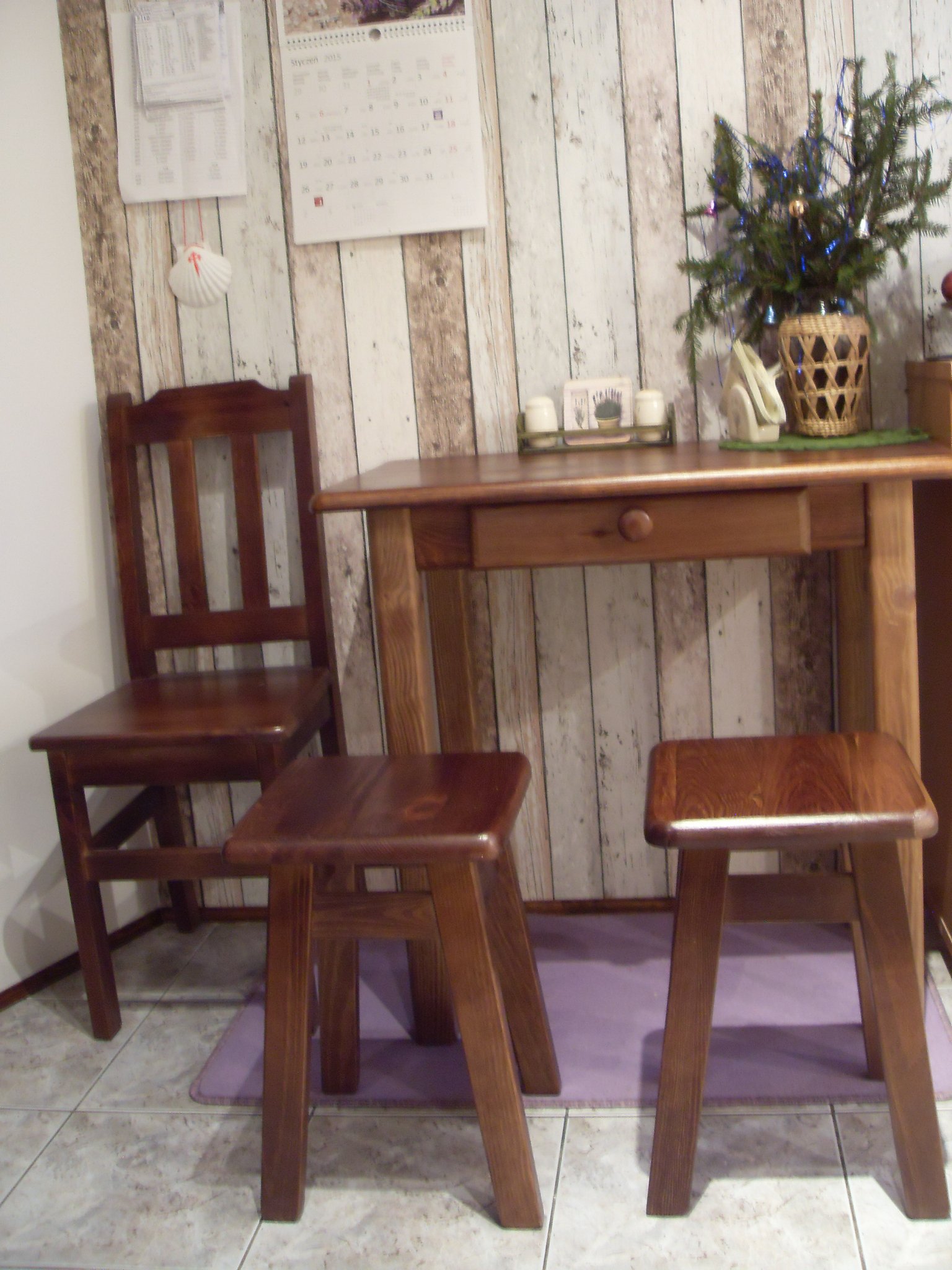 SOLIDNY Stół drewniany sosnowy 50x50 KOLOR PUB BAR Kolor blatu inny kolor