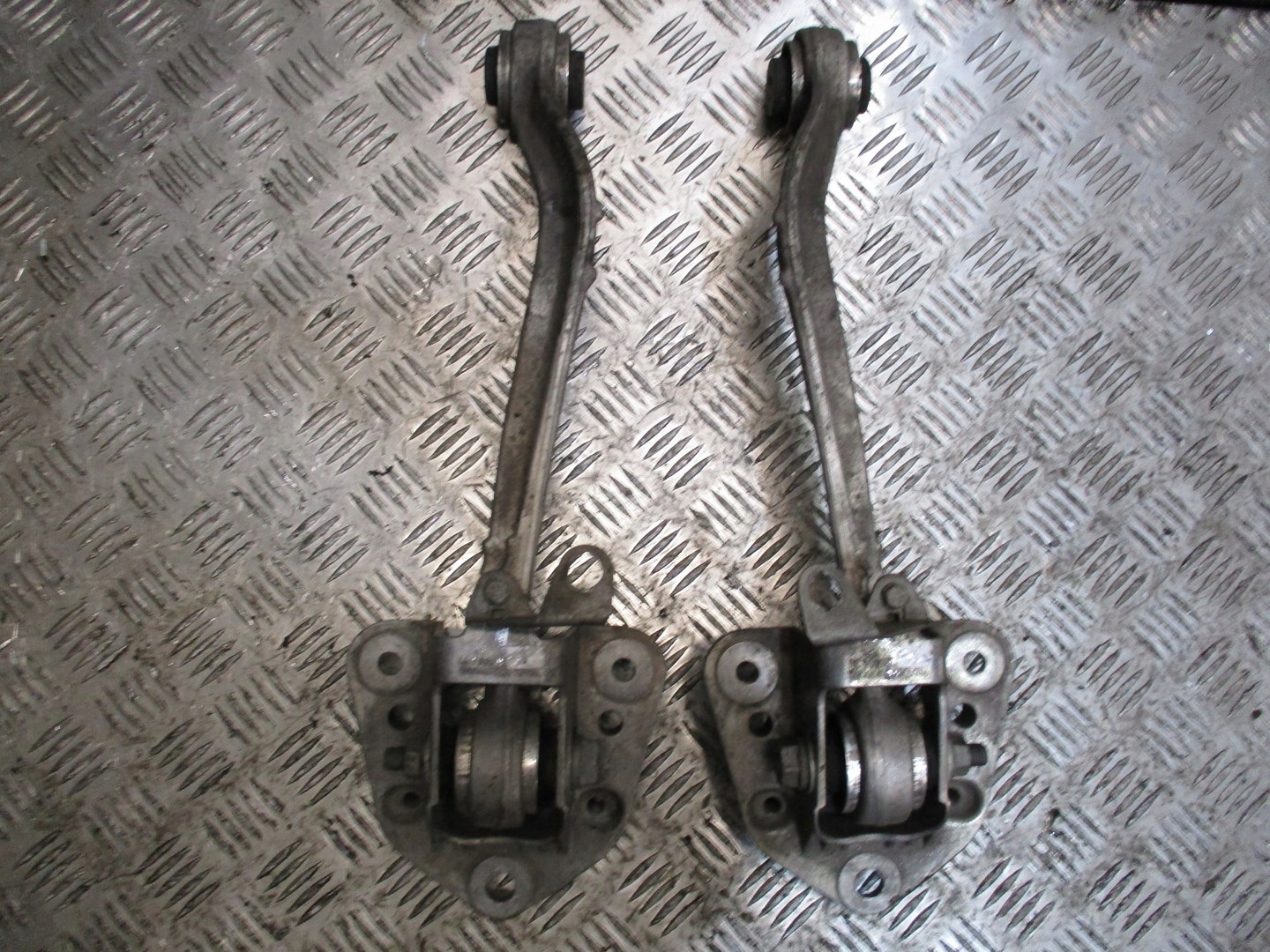 QUERLENKER HECK PORSCHE CARRERA 911 991 3,4I RECHTS