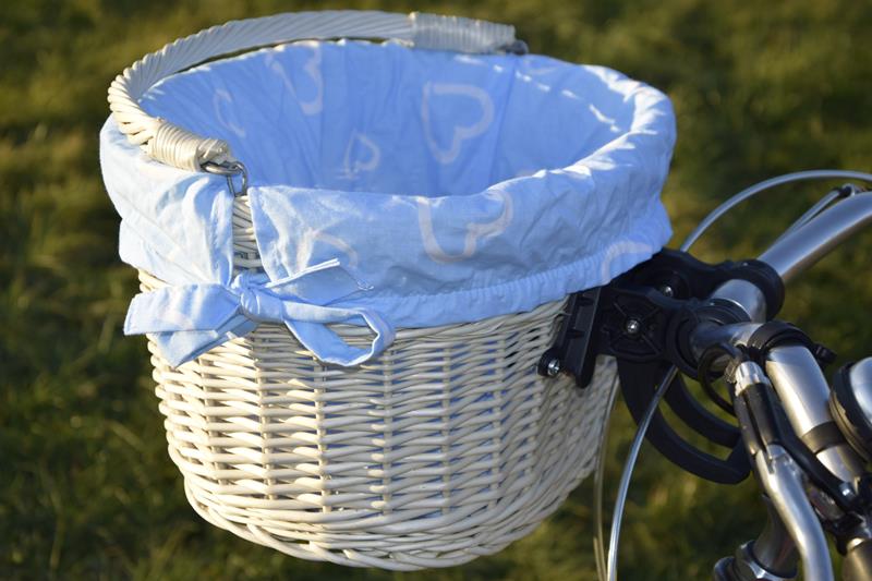 Prútený košík na BIKE klipsy BIELY + lem Šírka (krátka strana) 31 cm