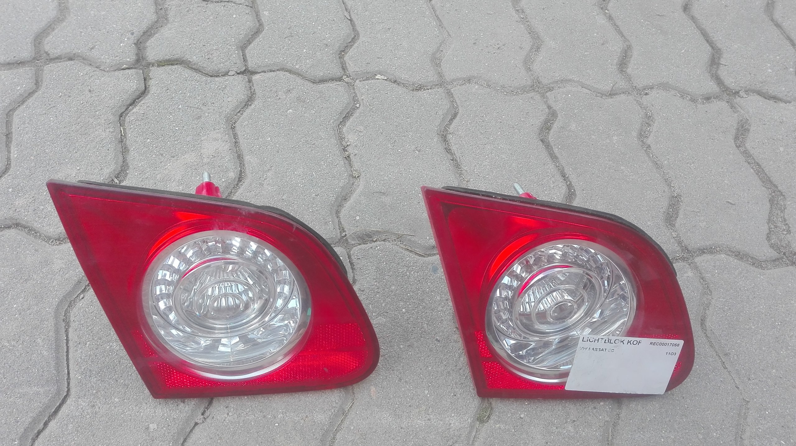 фонарь левый крышки vw PASSAT B6- 3C5945093F