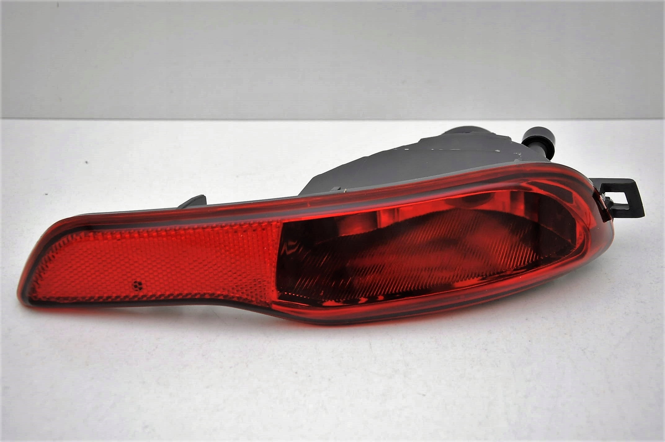 JEEP CHEROKEE 2014 LAMPA PRAWA PRZECIWMGIELNA Part number 12