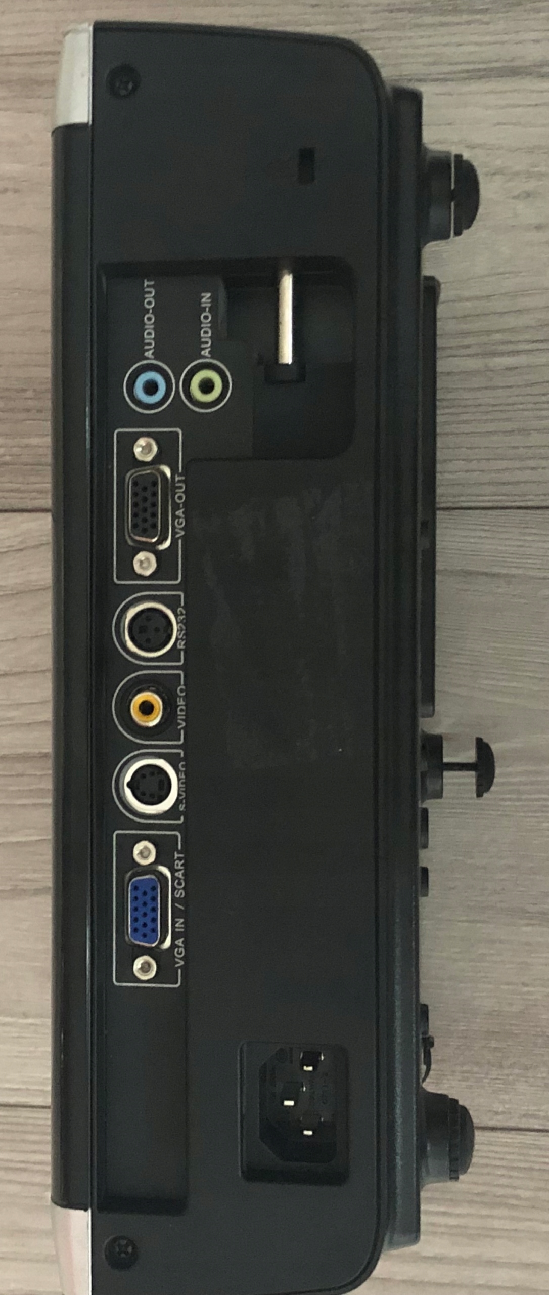 PROJEKTOR NOBO S28 RZUTNIK Kod producenta 00