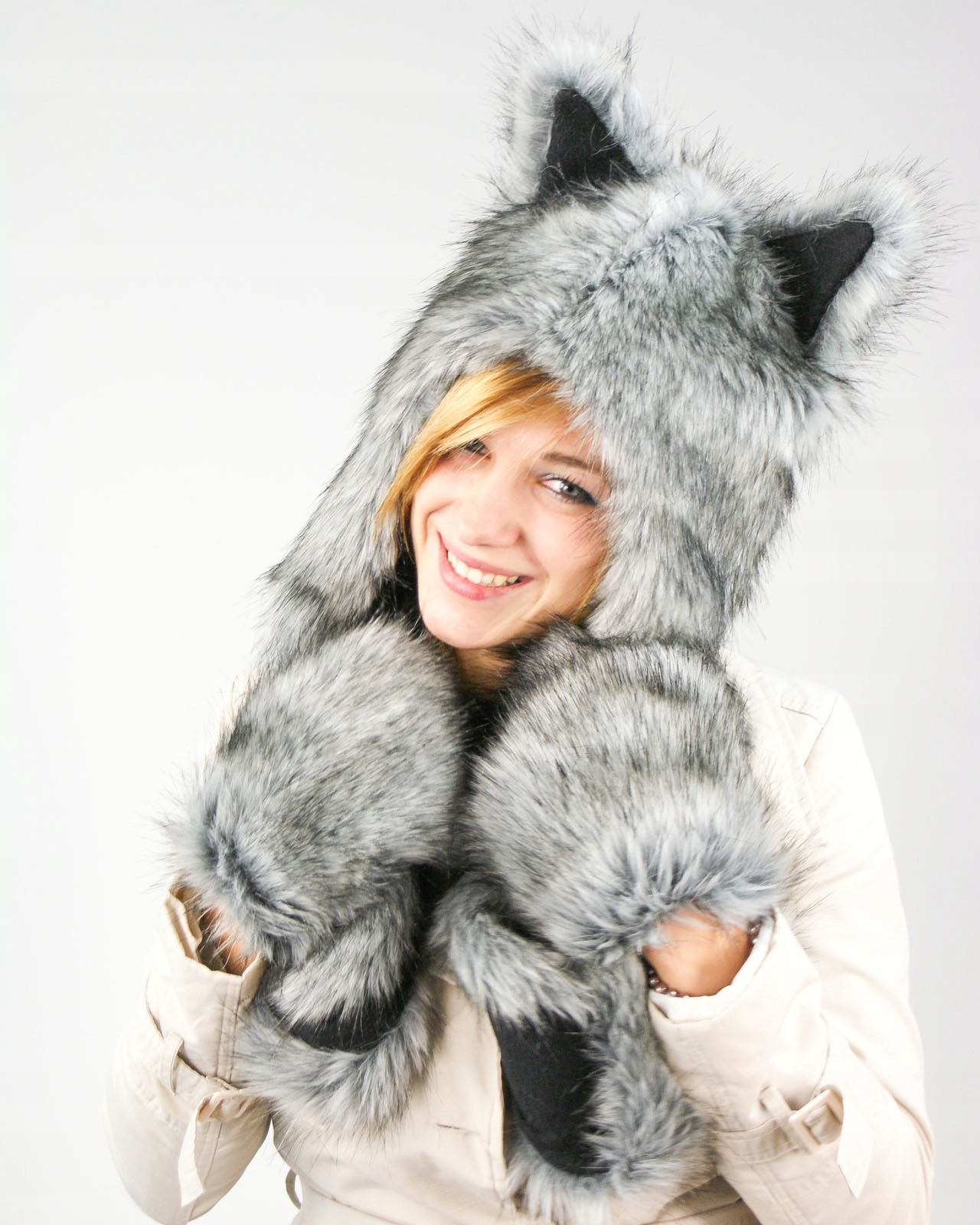 CZAPKA ZIMOWA ZWIERZAK WILK KOMPLET PLUSZOWA S Marka inna