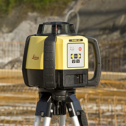 Niwelator laserowy Leica Rugby 640 BASIC Baterie Model Rugby 640