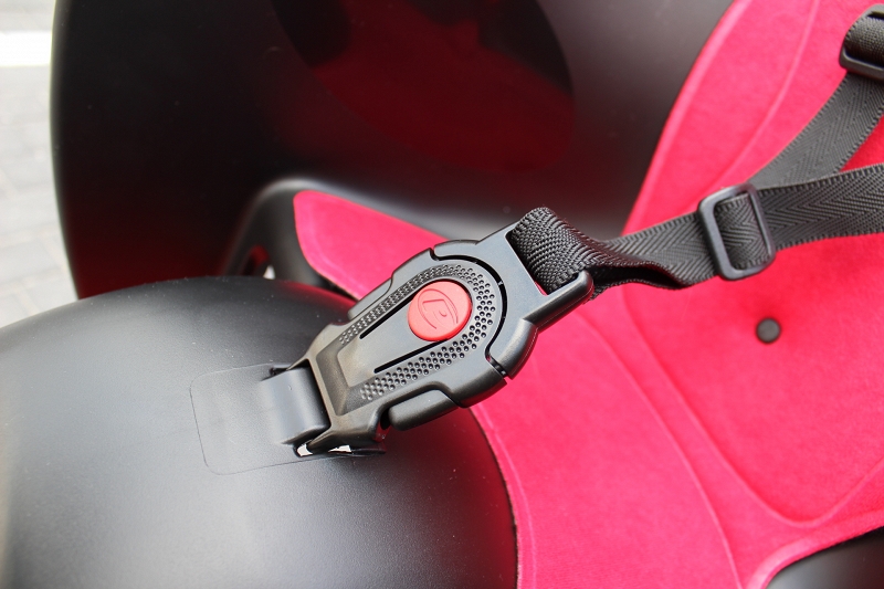 DUŻY FOTELIK ROWEROWY KROSS WALLAROO + KASK S Rodzaj tylny