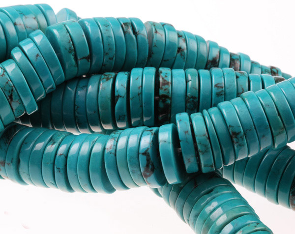 KM207N Kámen Tyrkysová Pneumatika 14/3mm Šňůrka