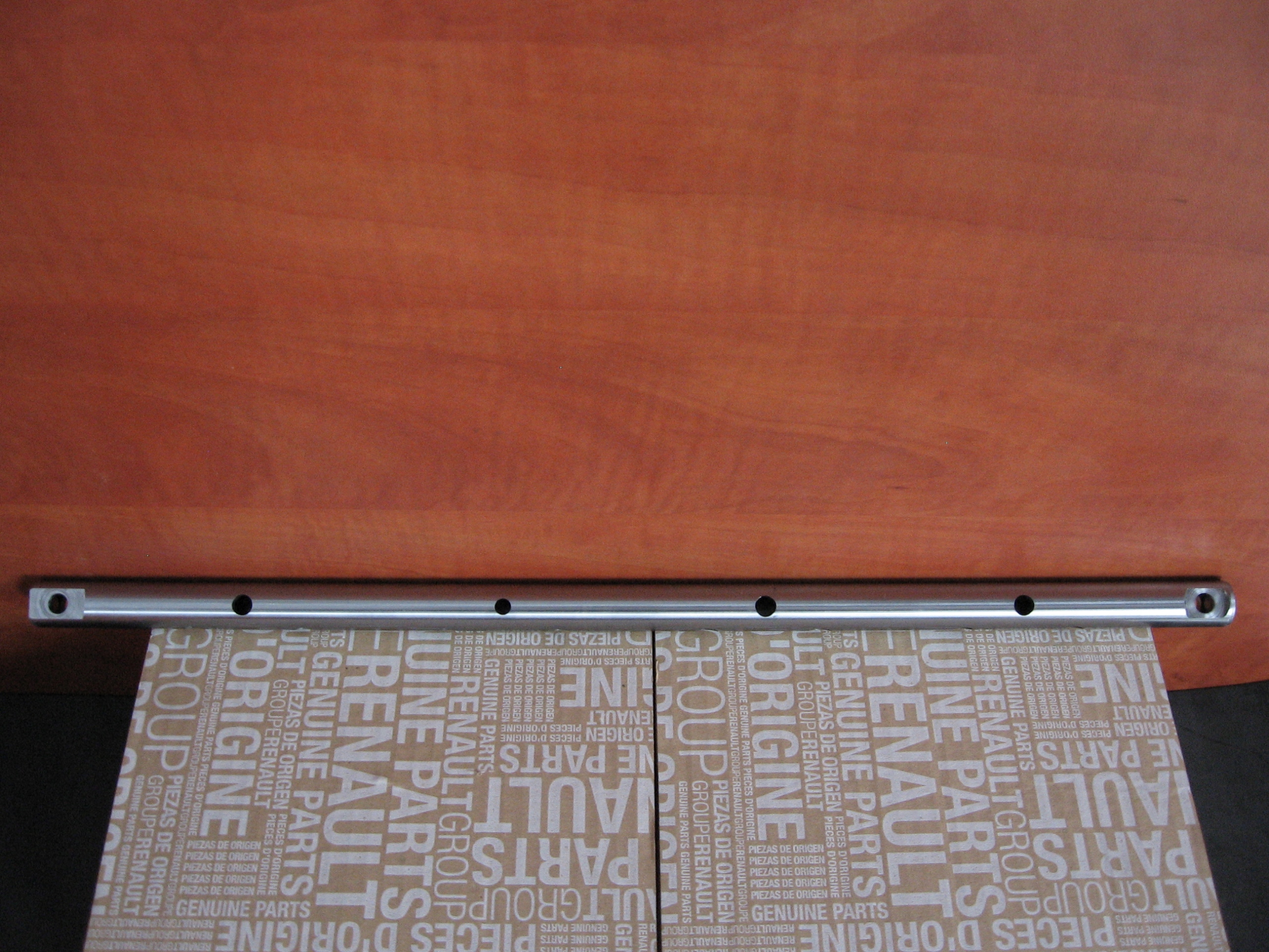 OS DZWIGIENEK ZAWOROWYCH 2 2 DCI 2 5 DCI RENAULT Typ silnika Diesel