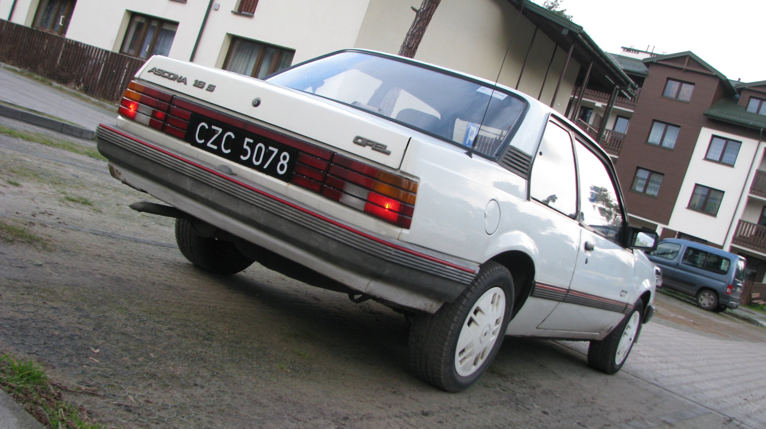 Opel Ascona 1985