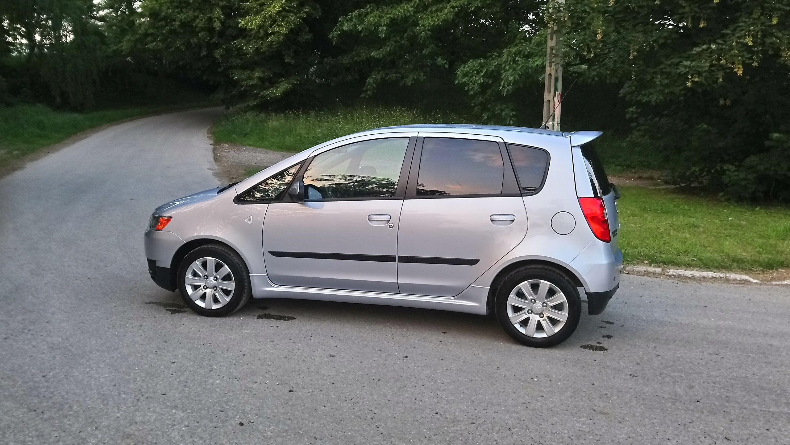 Mitsubishi colt 2012