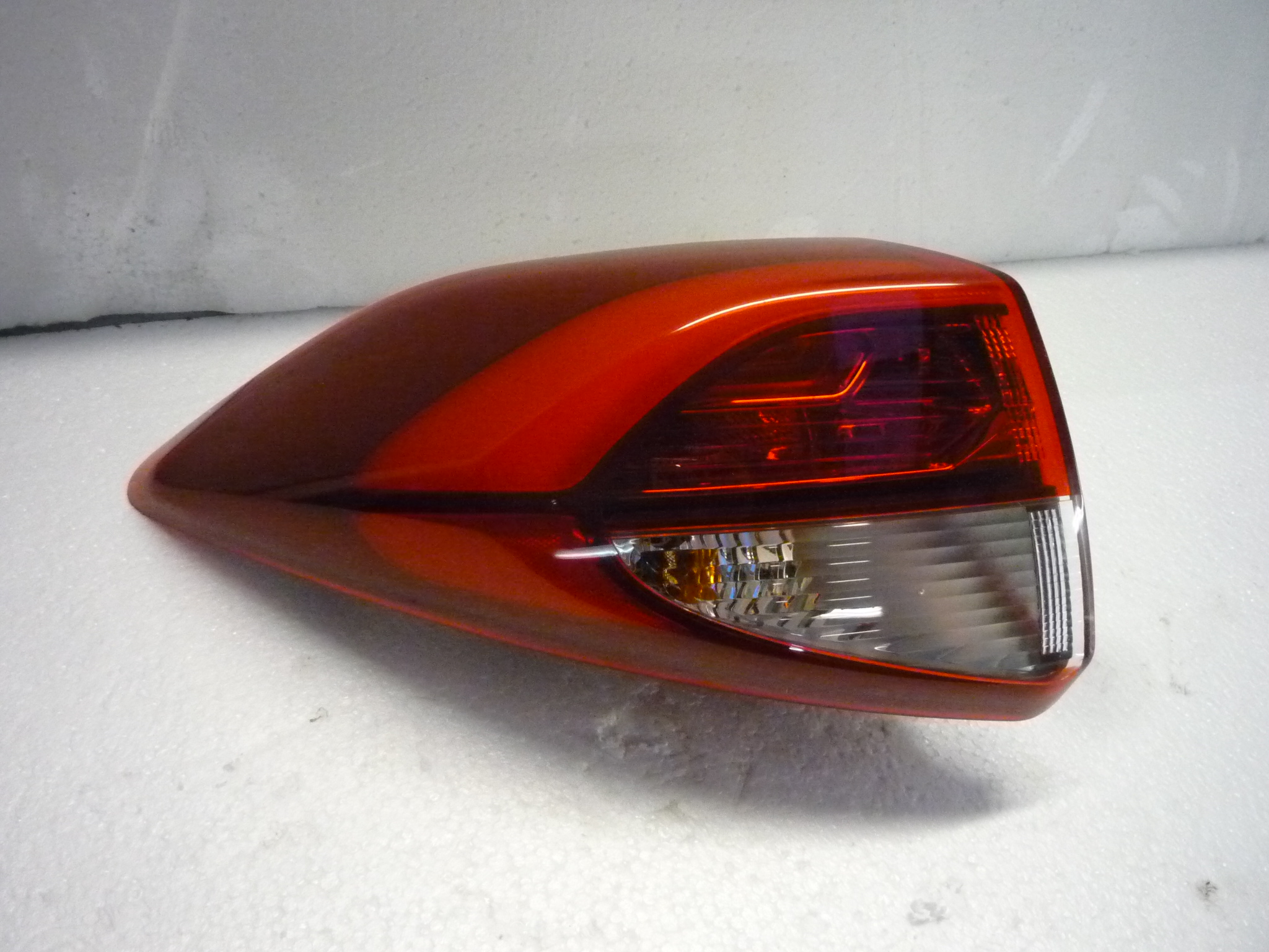 HYUNDAI TUCSON 16- LED LEWA LAMPA TYLNA - 7545146898 - oficjalne ...