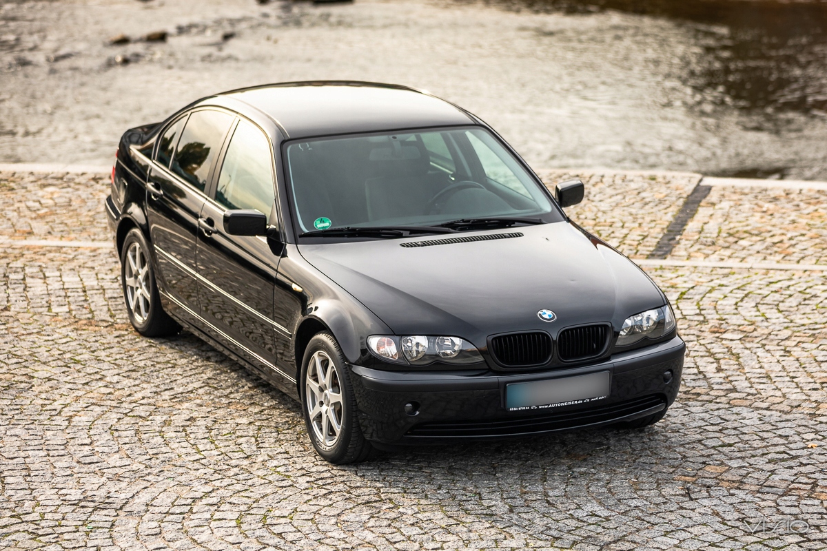 !! BMW E46 BENZYNA LIFT 2004 CZARNA SEDAN !! 7730054257