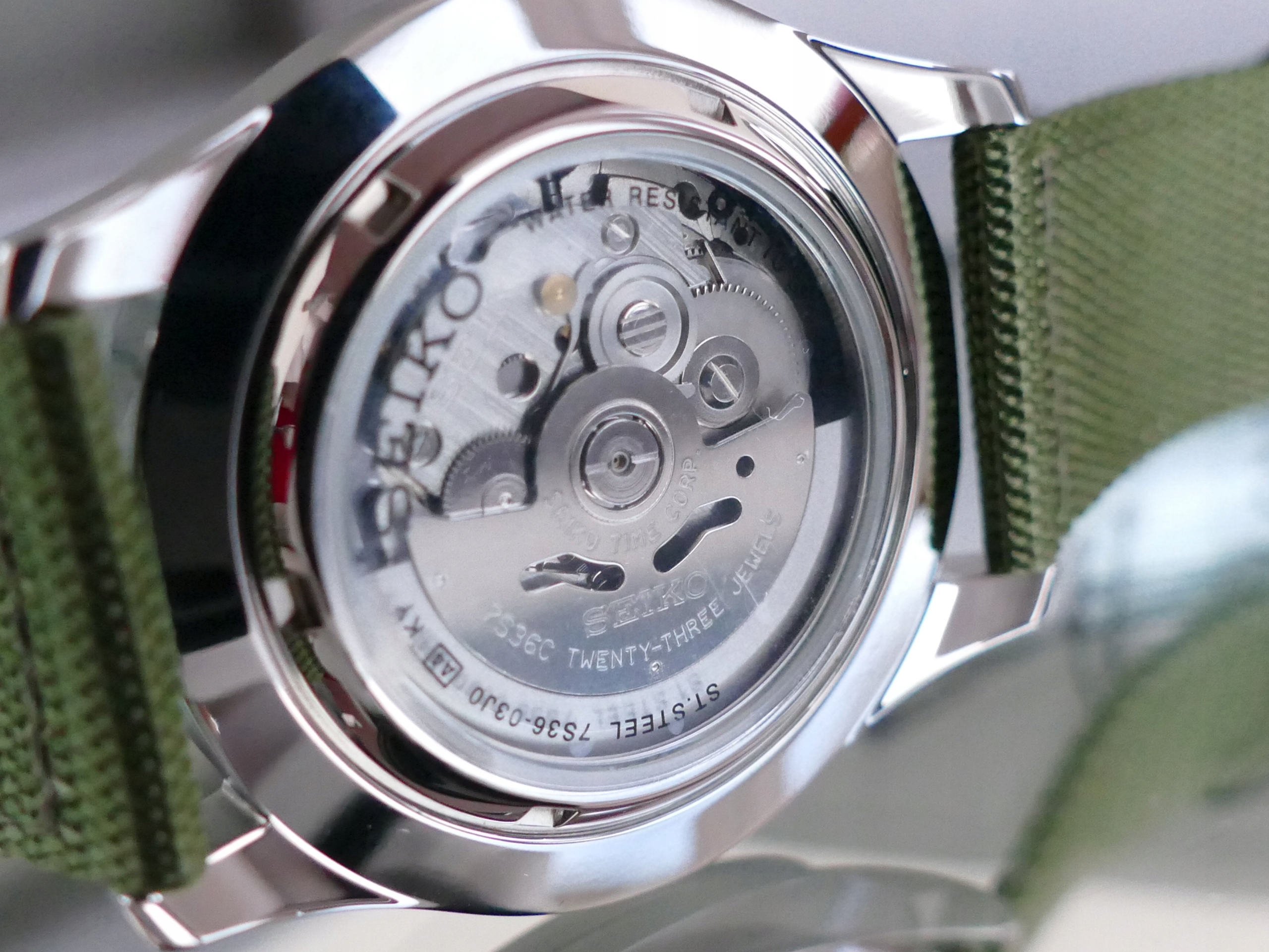seiko 5 snzg09