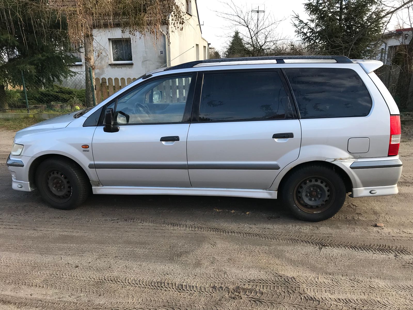 Mitsubishi space wagon 1987