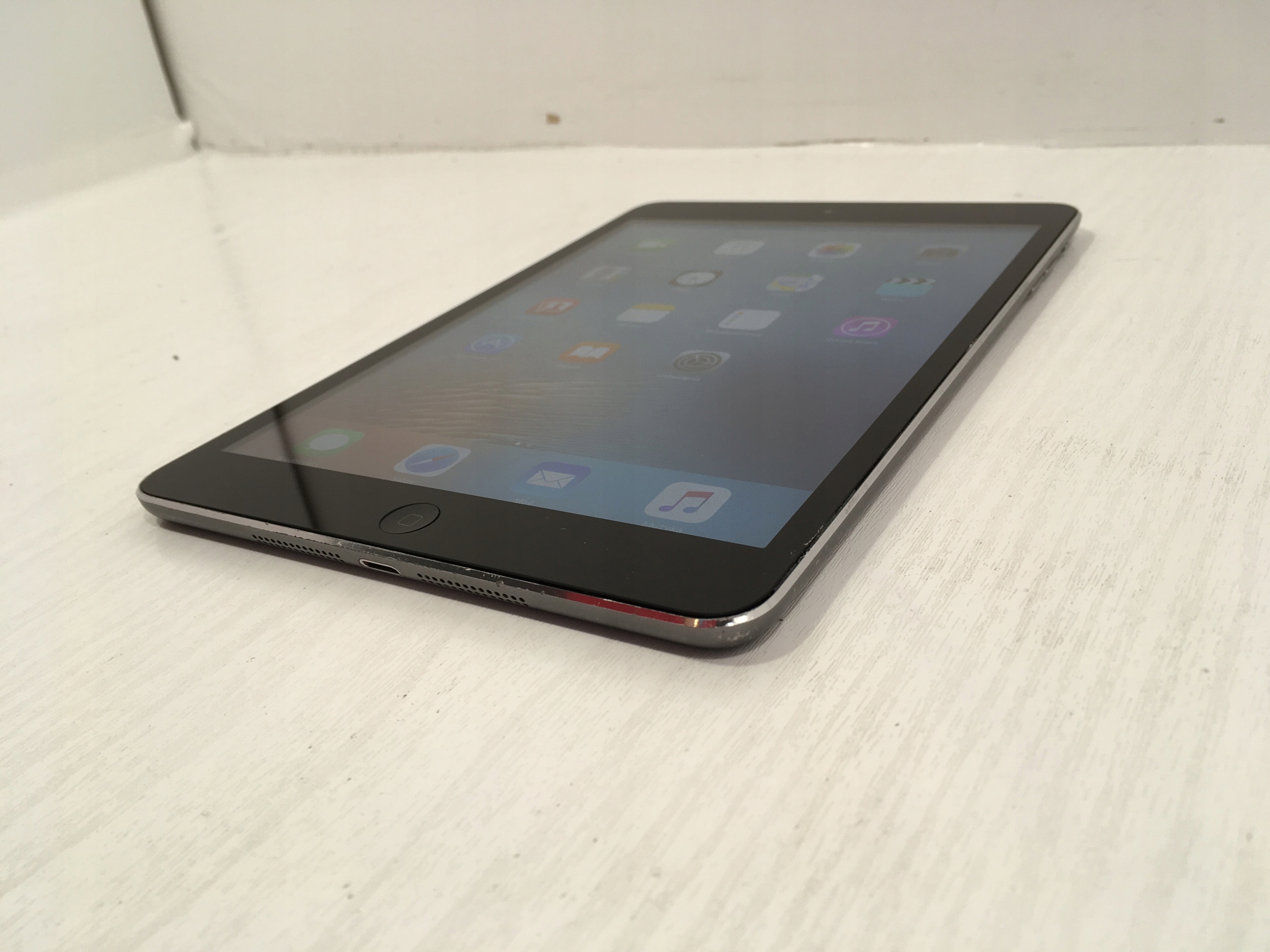 TABLET APPLE IPAD MINI A1432 16GB 7.9" WL46 7450166210 oficjalne archiwum allegro