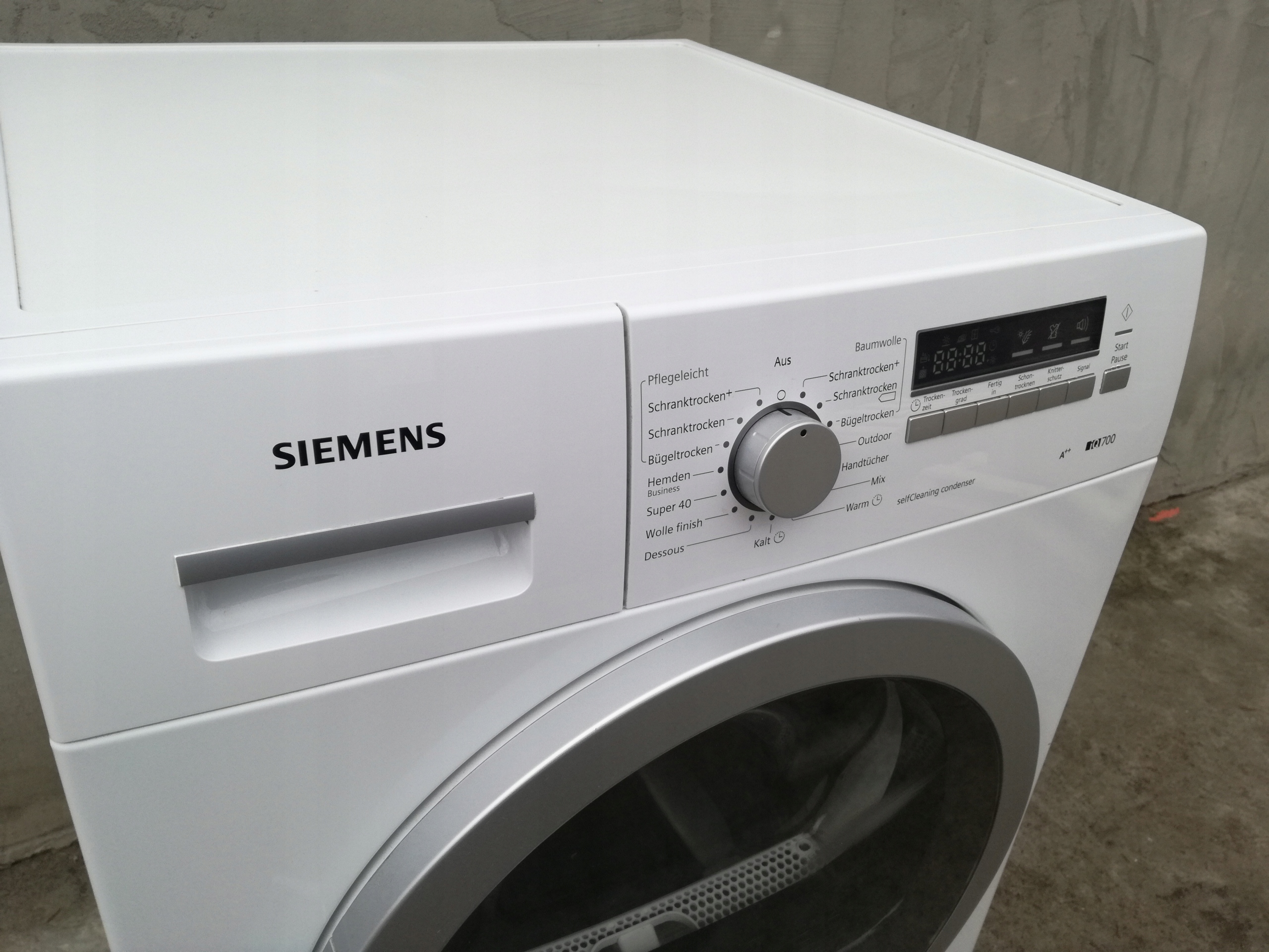 Suszarka SIEMENS IQ 700 Pompa Ciepła blueTherm 8kg 7675955171