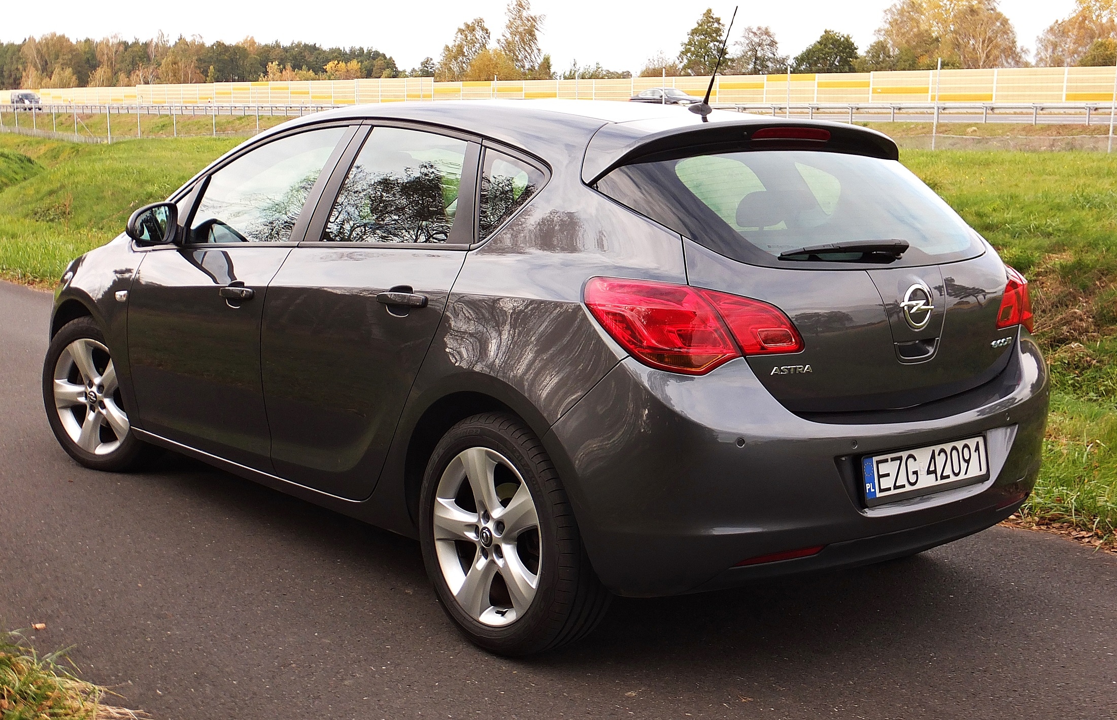 Opel astra j характеристики