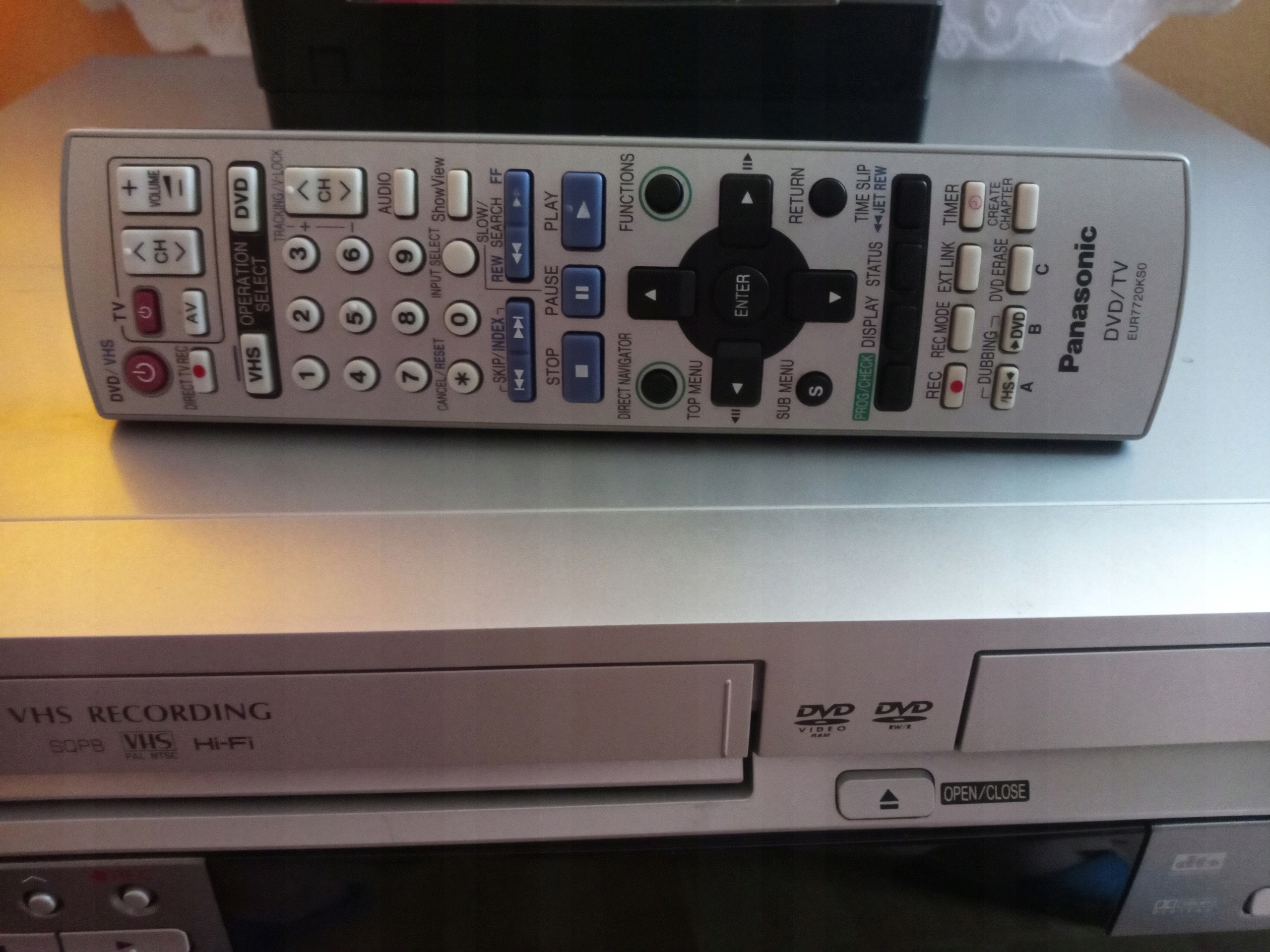 Panasonic DMR ES 30V Przegraj VHS Magnetowid DVD - 7549260326