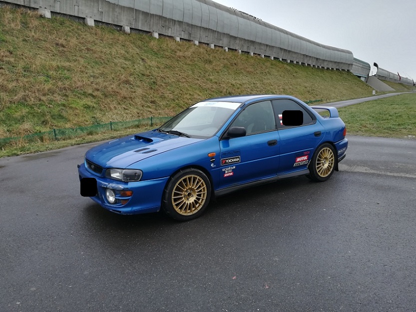 Subaru Impreza 2.0 125KM STI Look