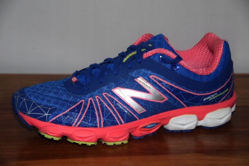 new balance 890v4 barringer