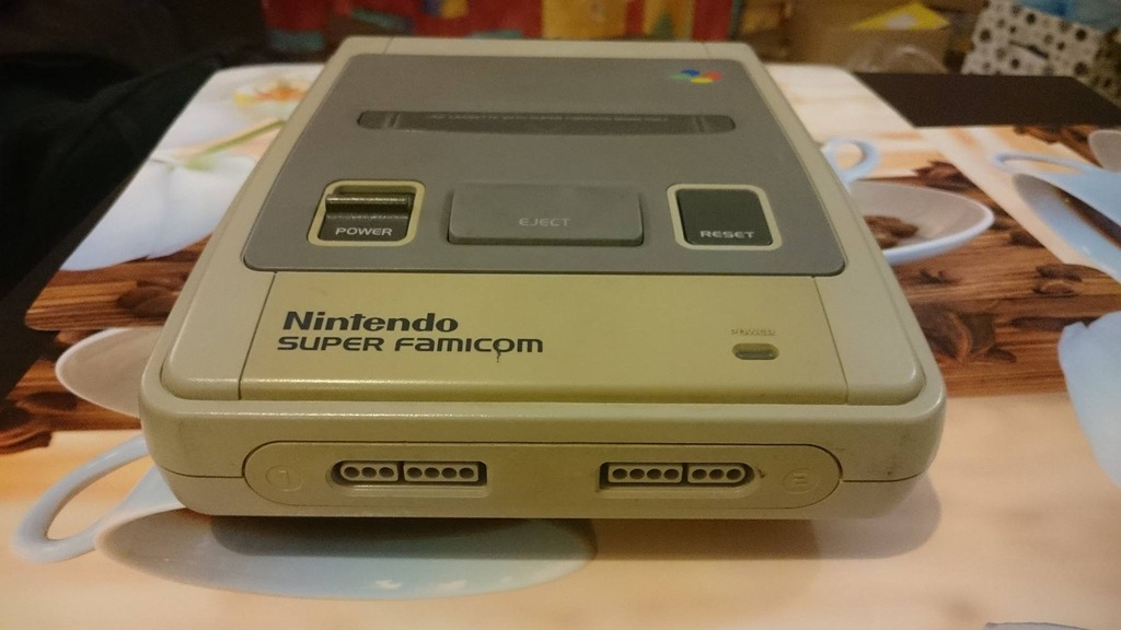 Super Famicom (Japońska Snes)  + Mario Collection