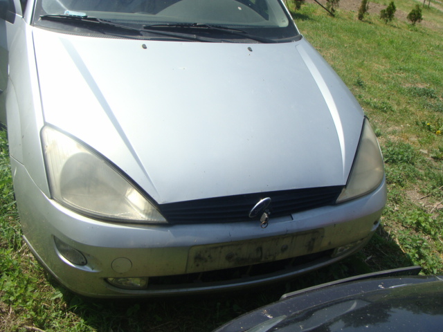 MASKA FORD FOCUS MK1 LAKIER 08