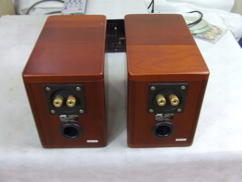 Wieża JVC CAEXA1 /2x30W/DVD/MP3/dts/PILOT 7579195501 oficjalne