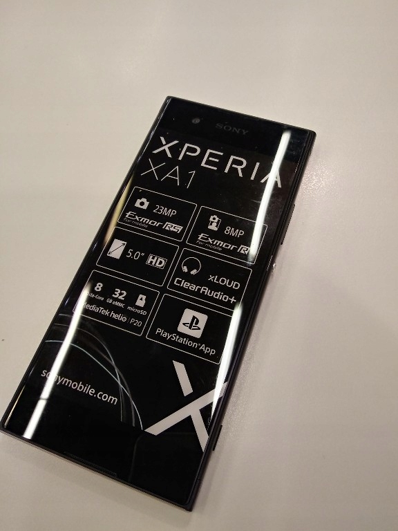 Atrapa Sony Xperia XA1